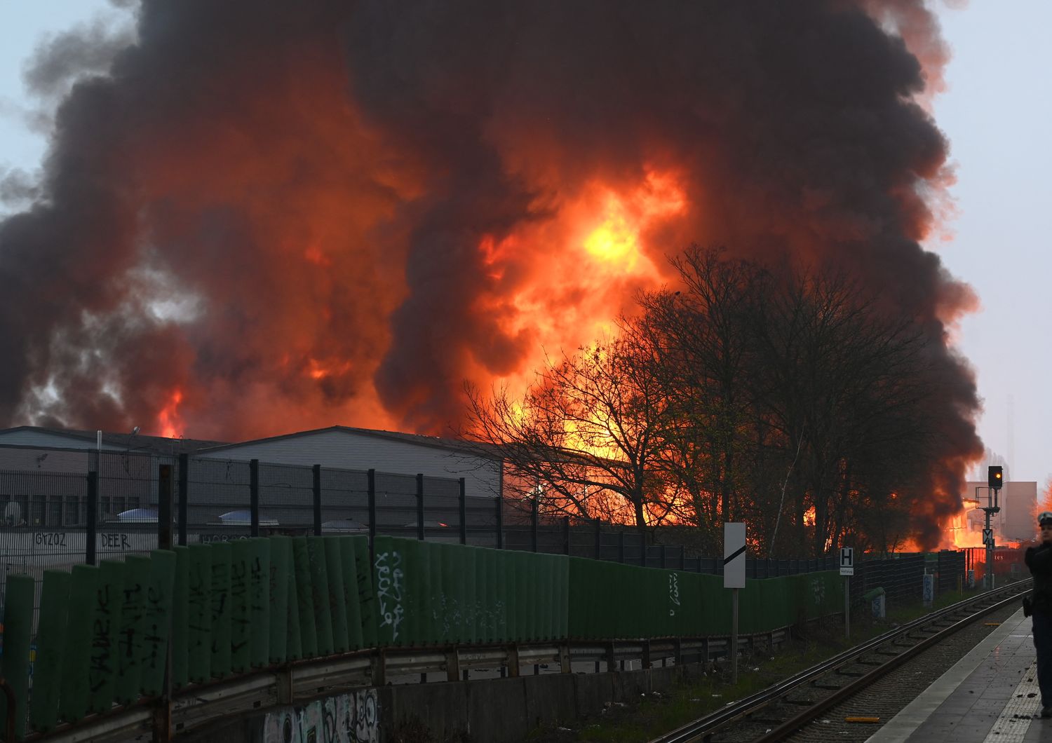 L'incendio ad Amburgo