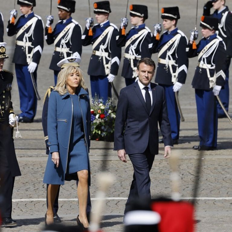 prima visita presidente francese olanda