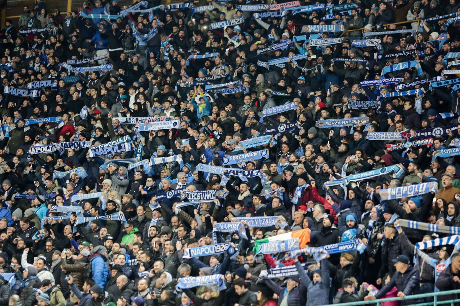 Tifosi del Napoli in curva