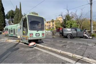ciro immobile incidente auto tram roma