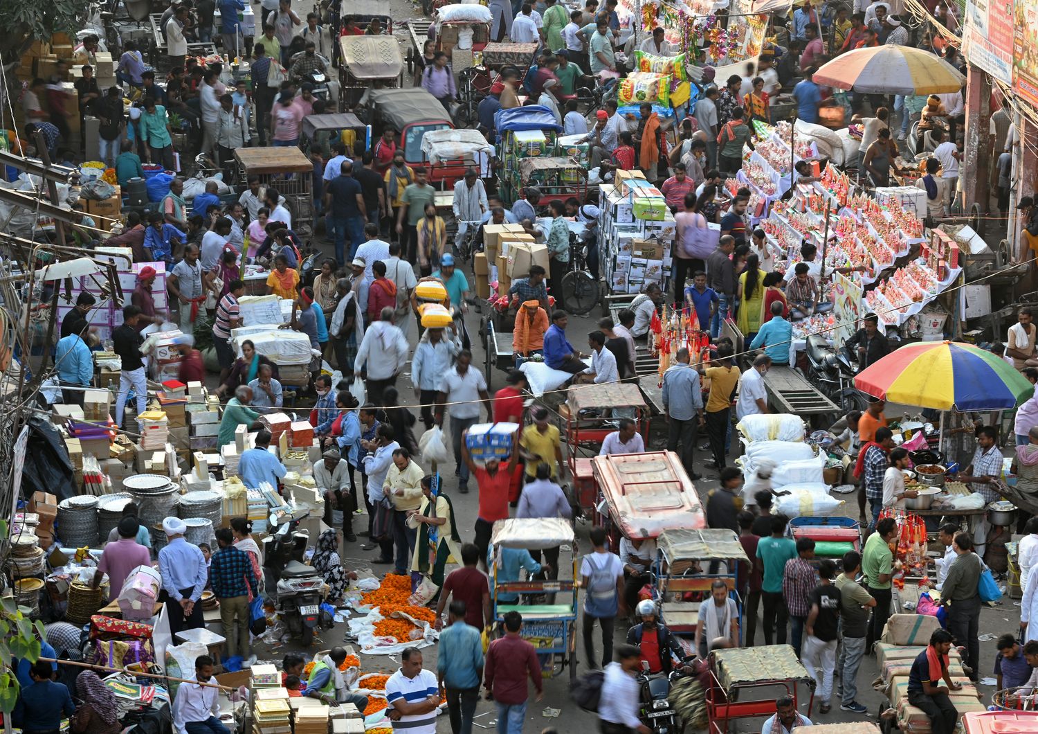 Un mercato a Nuova Delhi