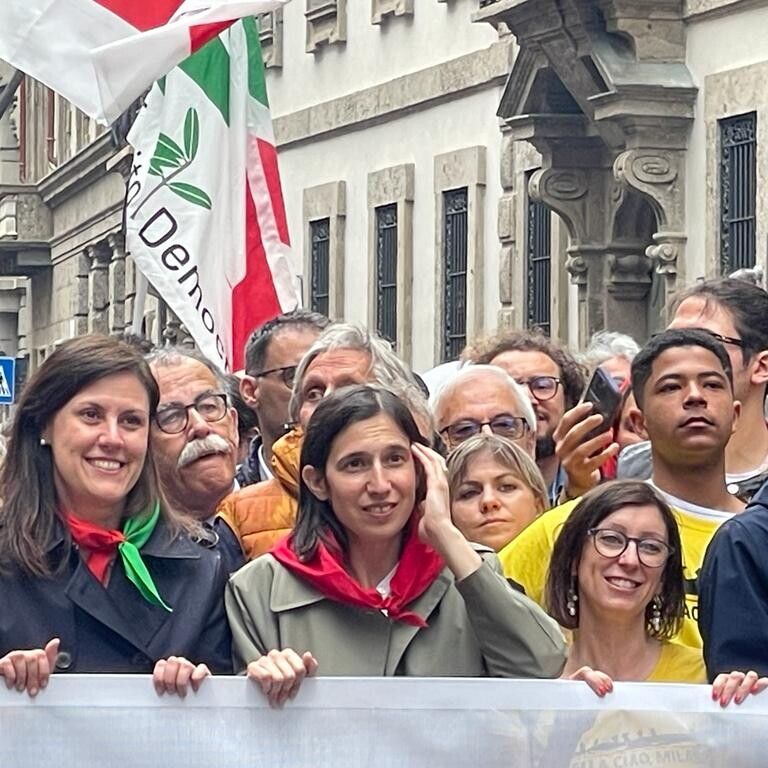 Elly Schlein al corteo del 25 aprile