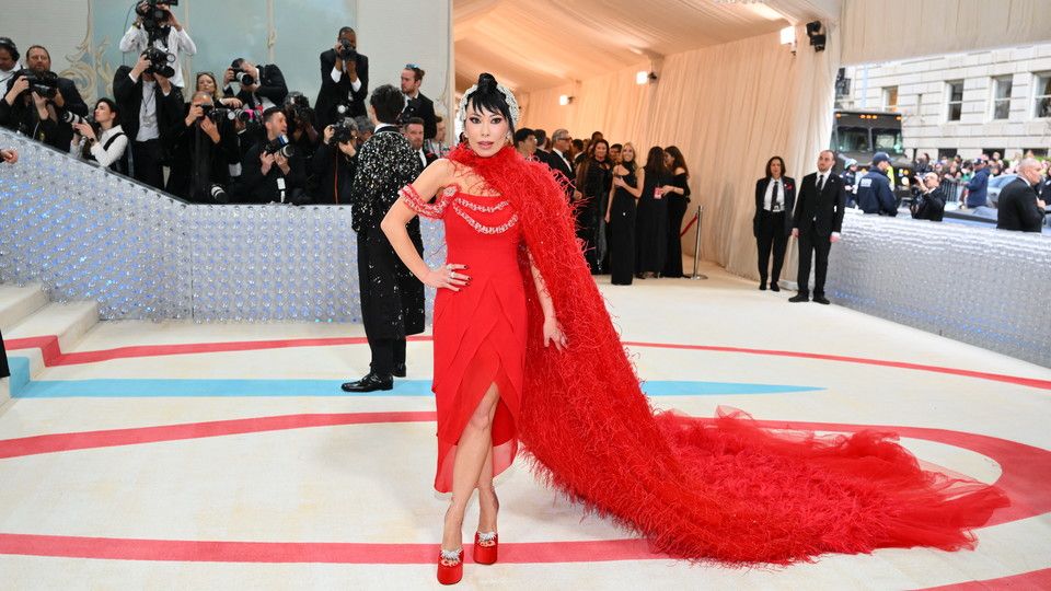 &nbsp;Christine Chiu