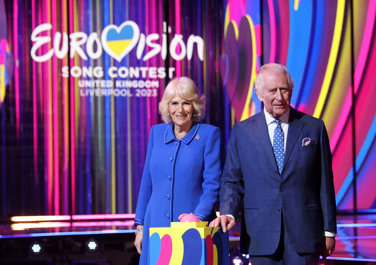 Carlo e Camilla, Eurovision