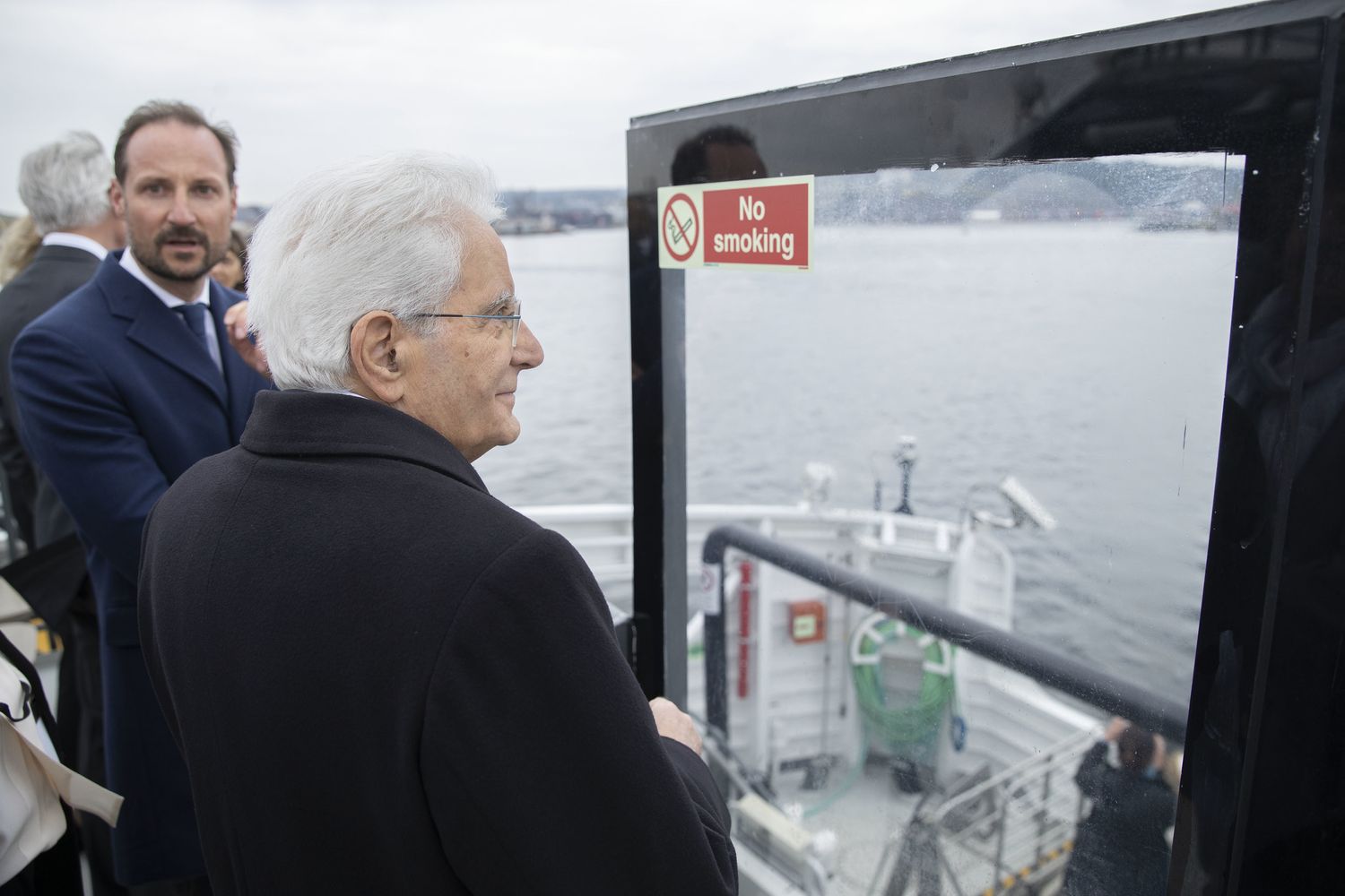 Sergio Mattarella visita il fiordo di Oslo accompagnato dal principe ereditario di Norvegia, Magnus Haakon
