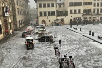 La grandinata a Firenze del 12 maggio 2023