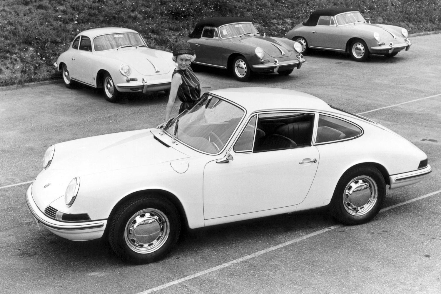 Una Porsche 911 in una foto d'epoca
