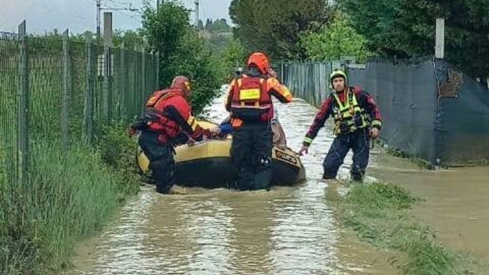 Evacuata una famiglia con una neonata di 4 mesi bloccata dall'acqua nella propria abitazione&nbsp;