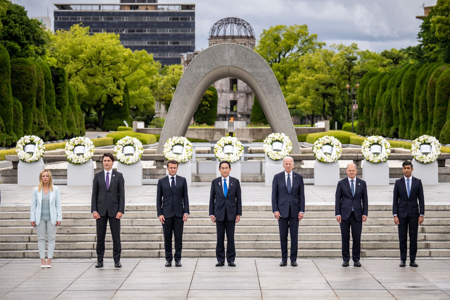 Meloni e i leader del G7 al Memorial di Hiroshima&nbsp;