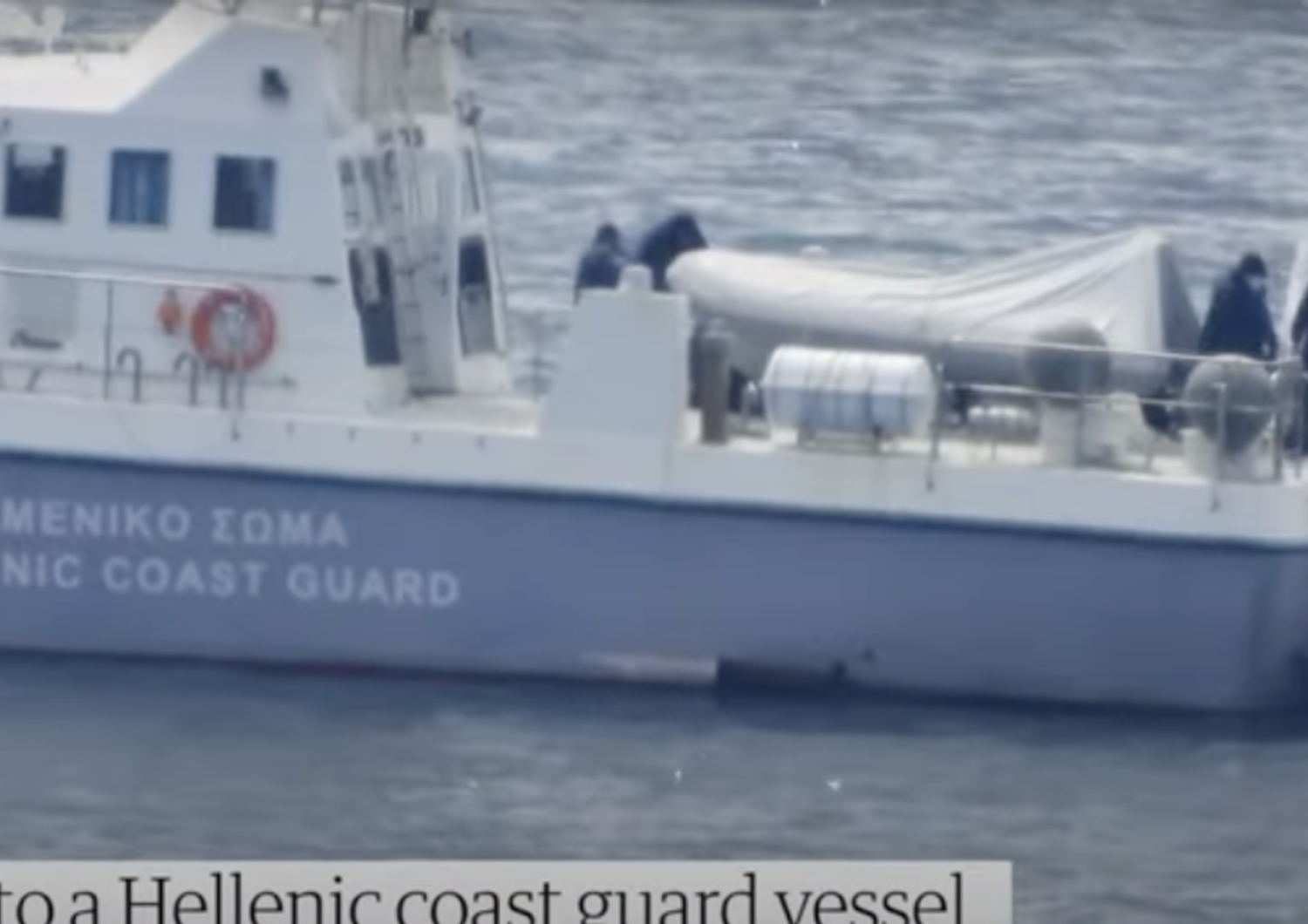 video Guardia Costiera greca abbandona migranti