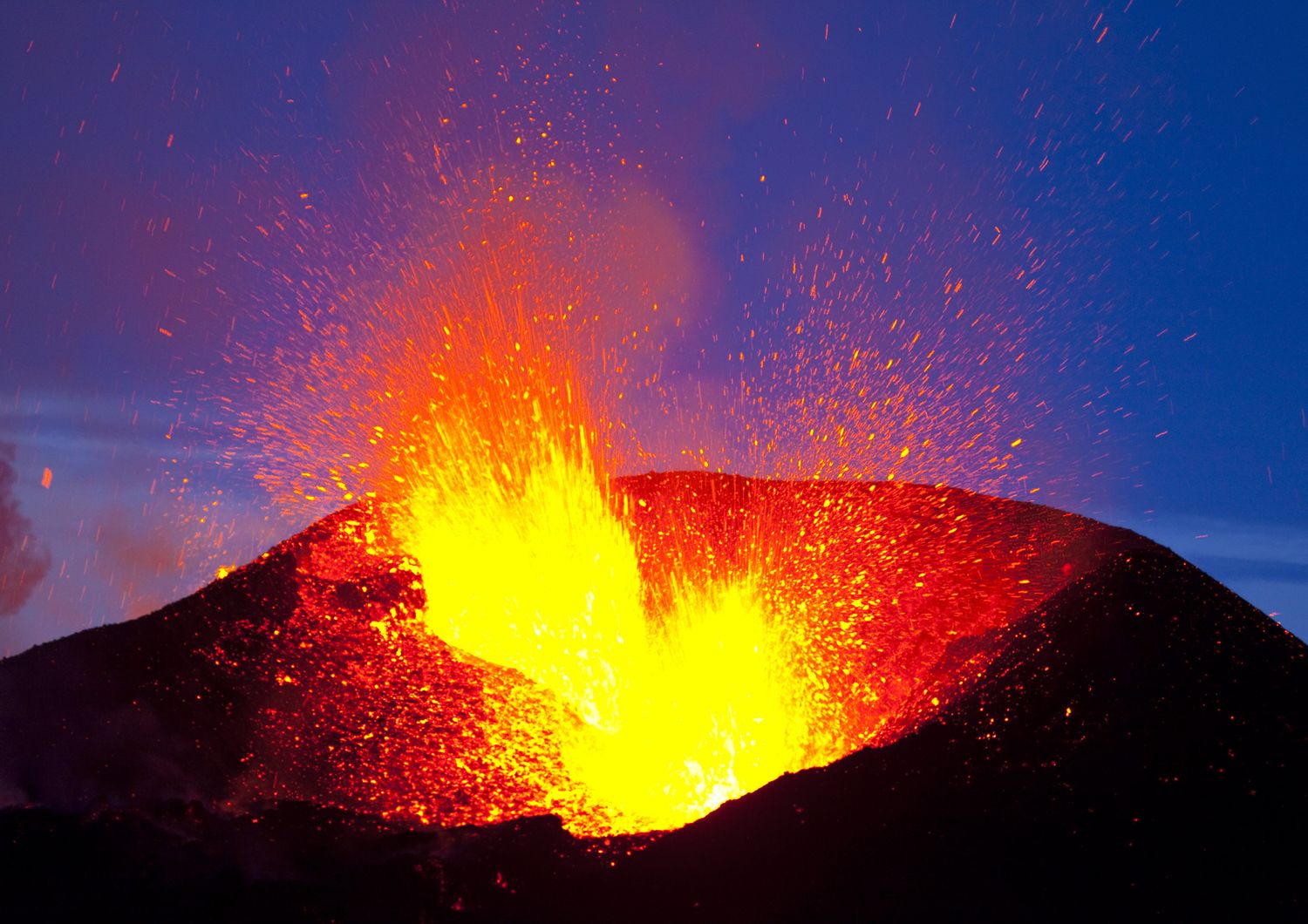 &nbsp;Eruzione vulcano