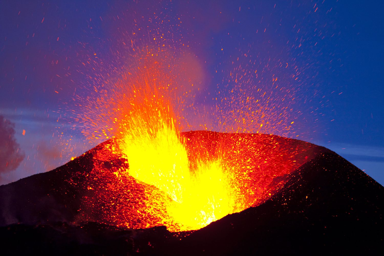 &nbsp;Eruzione vulcano