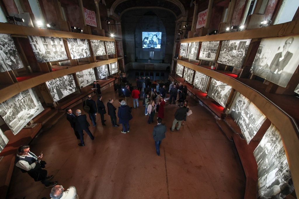 La mostra di Tony Gentile al teatro Garibaldi