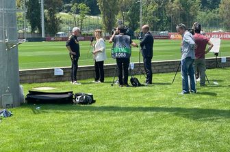 Mourinho a Trigoria incontra la stampa durante l&rsquo;Uefa Media Day