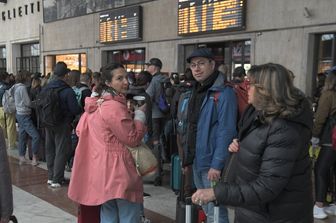 Sciopero dei treni: viaggiatori bloccati a Firenze