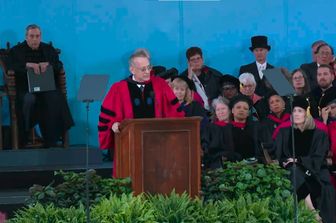 tom hanks laurea harvard supereroi verita