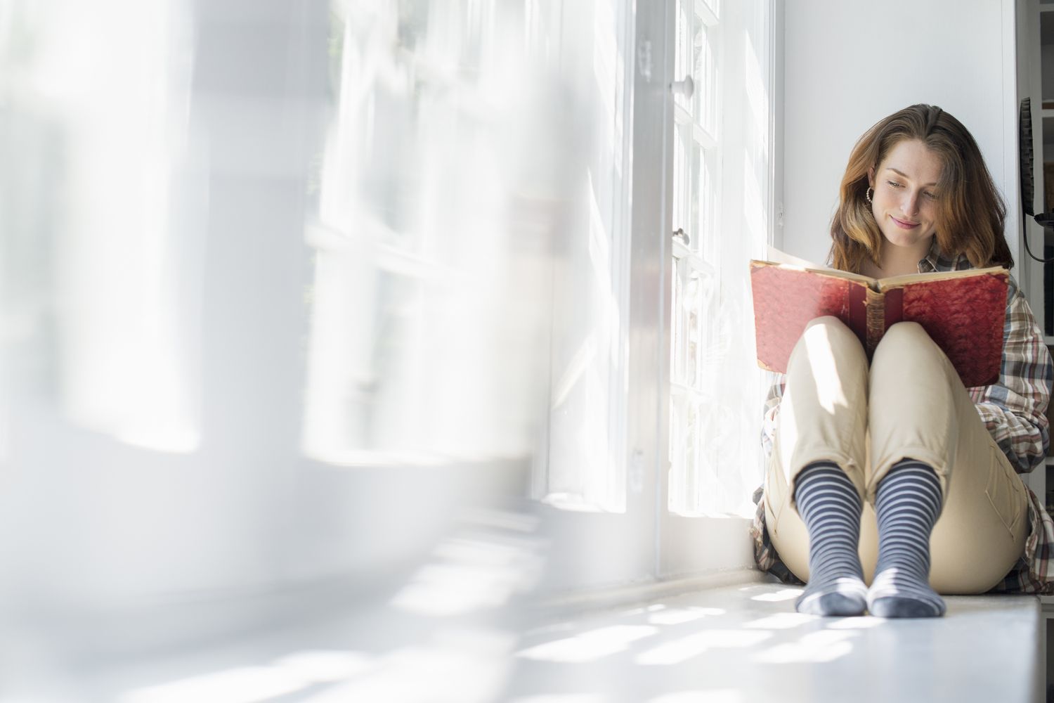 Una ragazza che legge