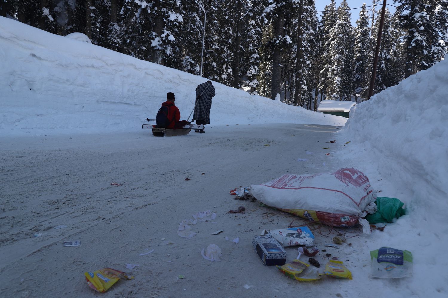 &nbsp;Rifiuti di plastica sull'Himalaya