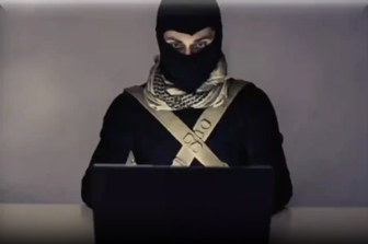 Un frame del video per il reclutamento di giovani jihadisti