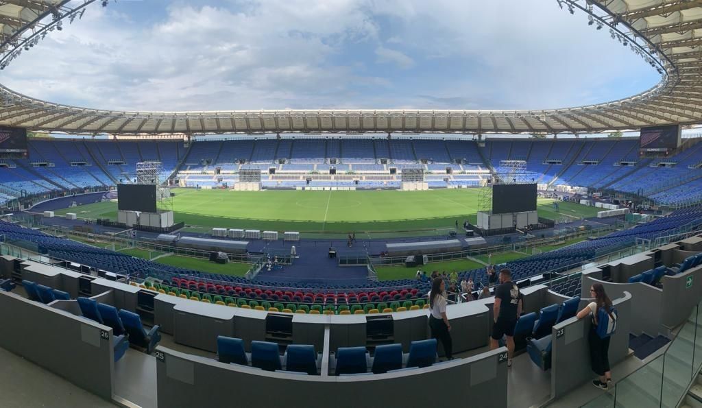 Maxischermi allestiti per la finale di Europa League tra Roma e Siviglia