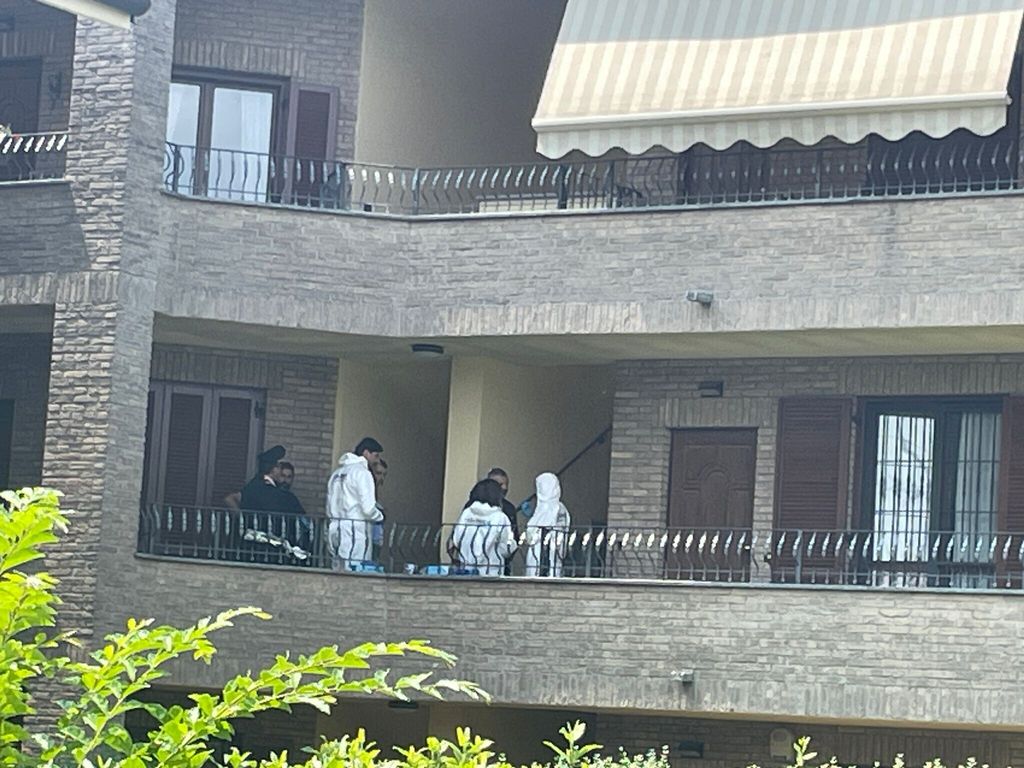 Il sopralluogo in casa di Giulia Tramontano