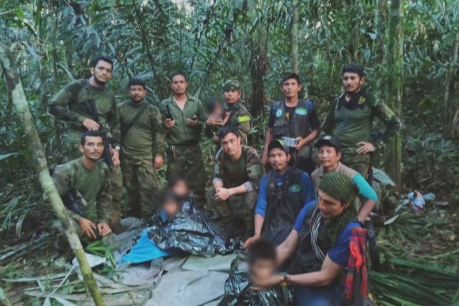 I bambini ritrovati nella foresta colombiana