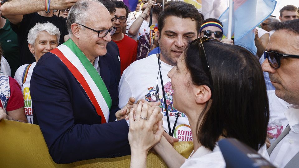 Roma pride 2023. Nella foto il sindaco di Roma Roberto Gualtieri e la segretaria del PD Elly Schlein&nbsp;