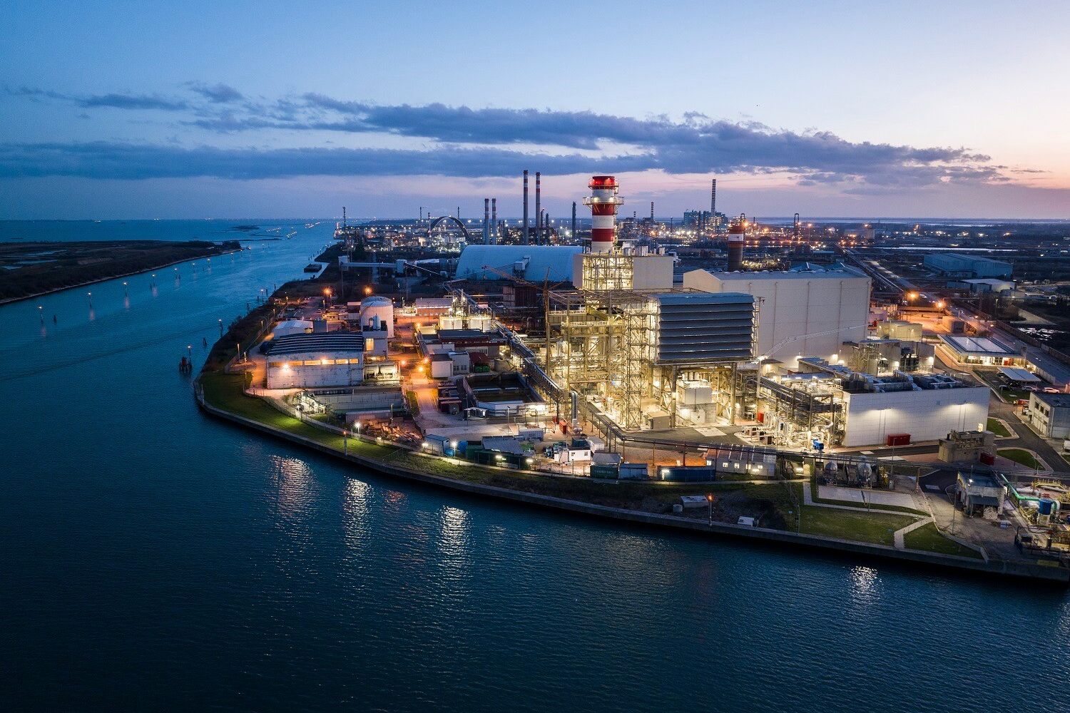 La centrale Edison di Marghera