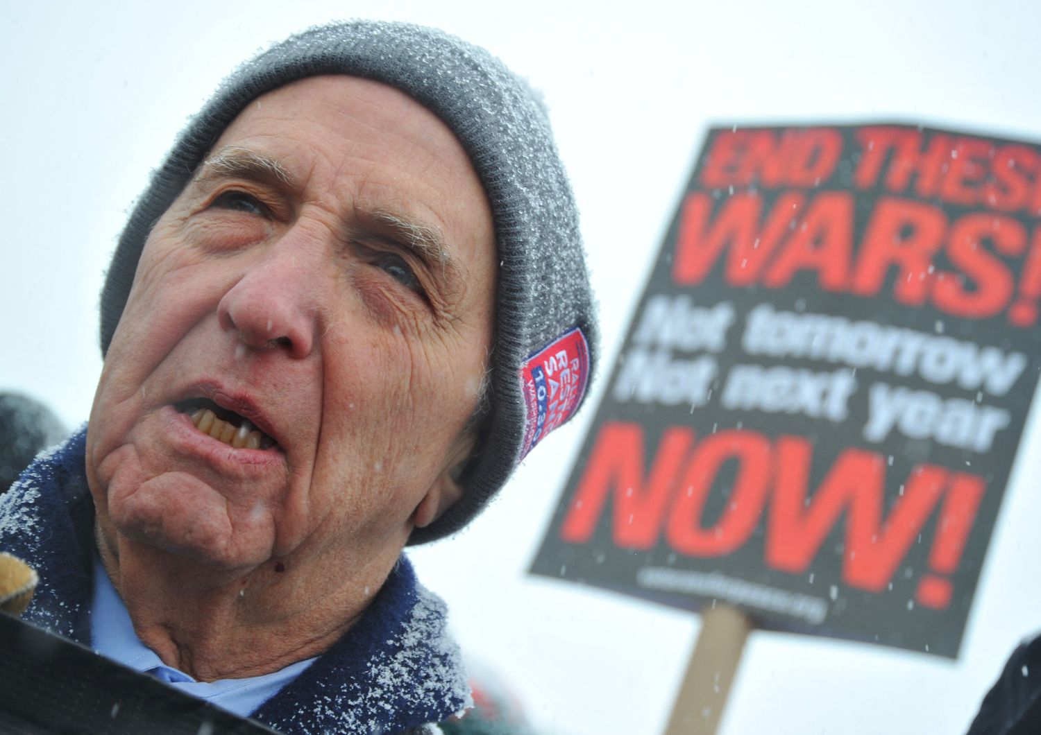 Daniel Ellsberg durante una manifestazione pacifista del 2010