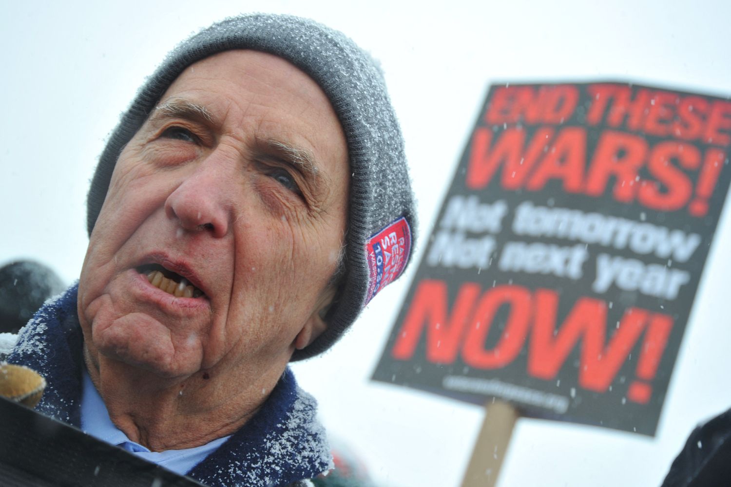 Daniel Ellsberg durante una manifestazione pacifista del 2010