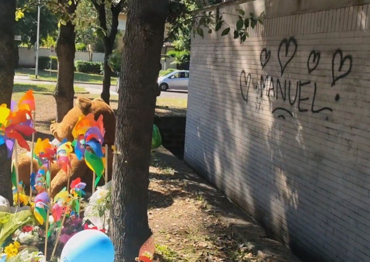 &nbsp;Fiori sul luogo dell&rsquo;incidente di Casal Palocco