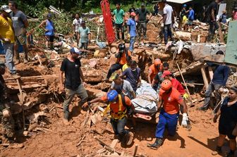 brasile ciclone devastazioni alluvioni morti