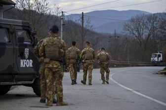 Kfor, le truppe Kosovo