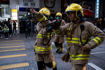 Vigili del fuoco in azione in Cina