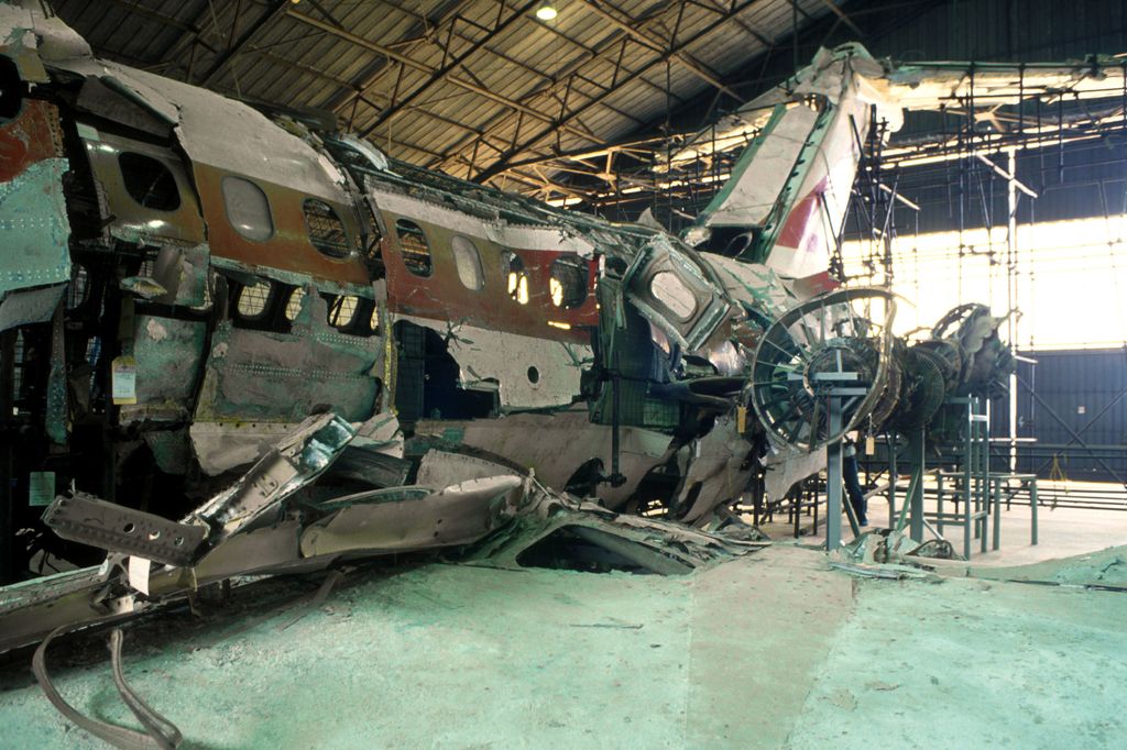 Il relitto del Dc-9 precipitato nel mare di Ustica ricostruito a Pratica di Mare&nbsp;