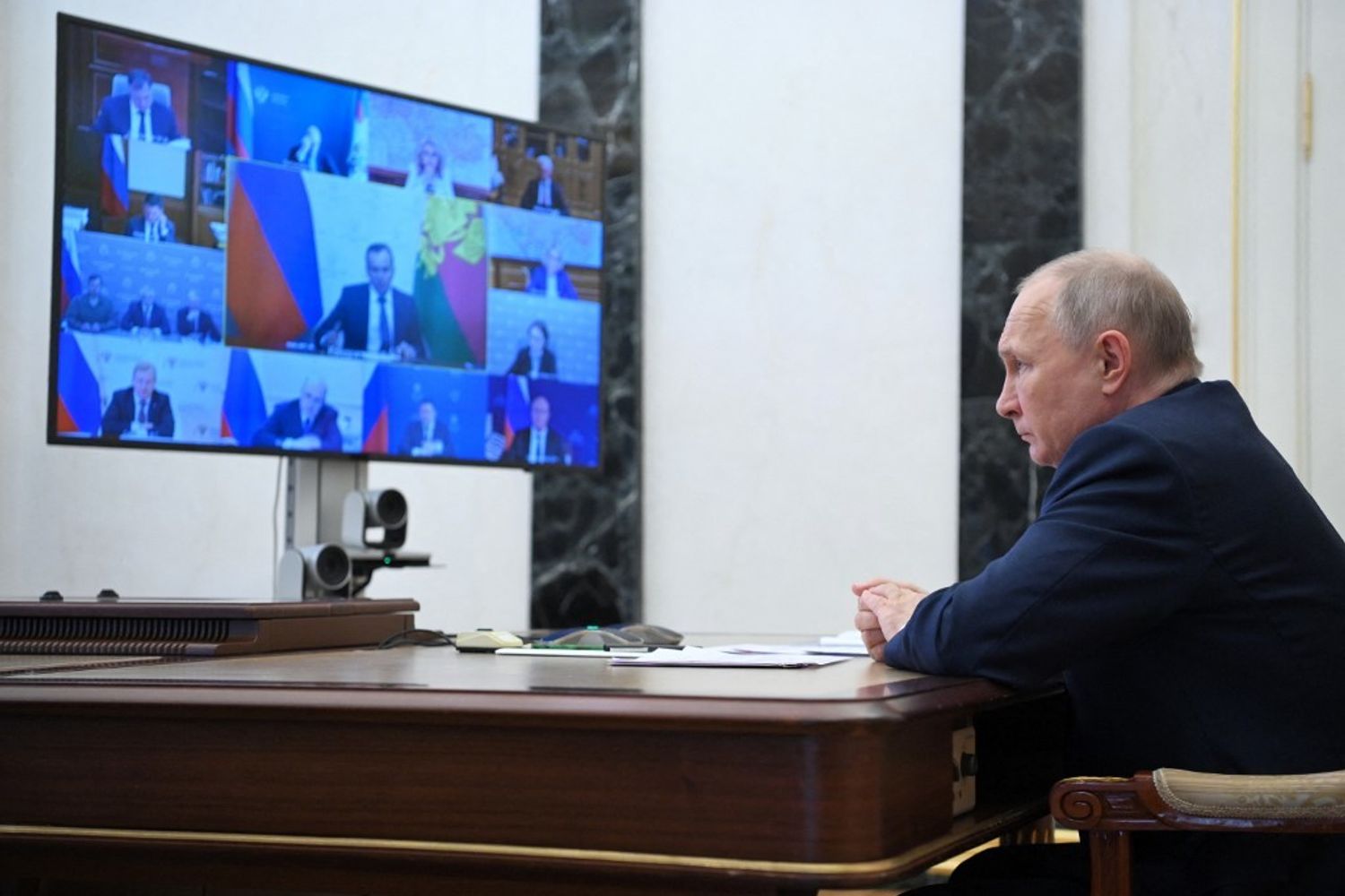 Putin collegato al summit SCO