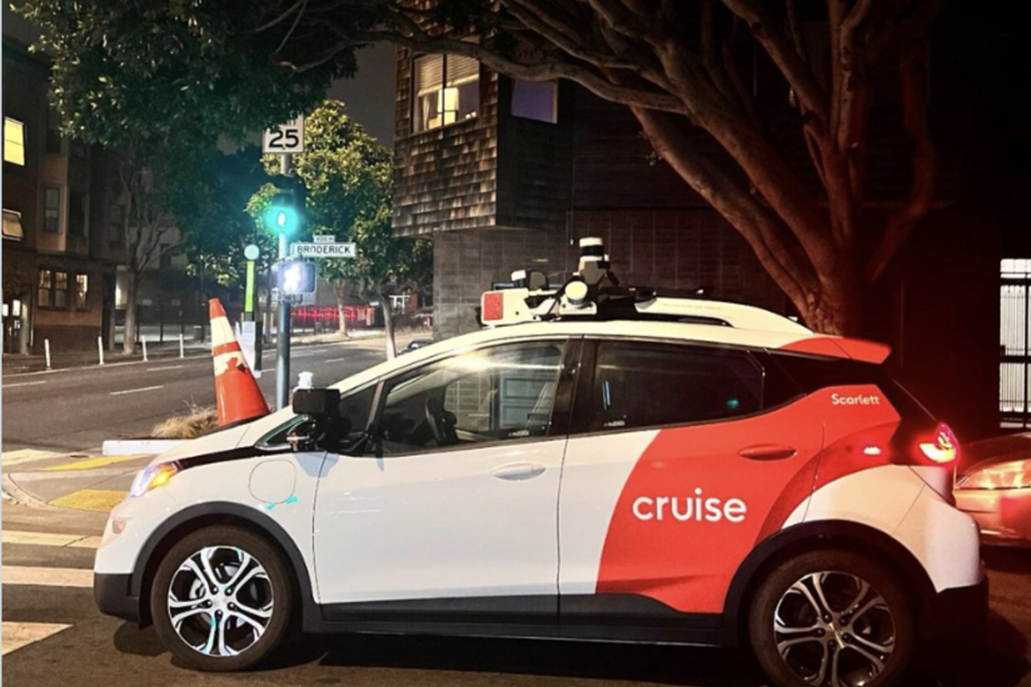 LOtta di san Francisco contro le auto senza pilota