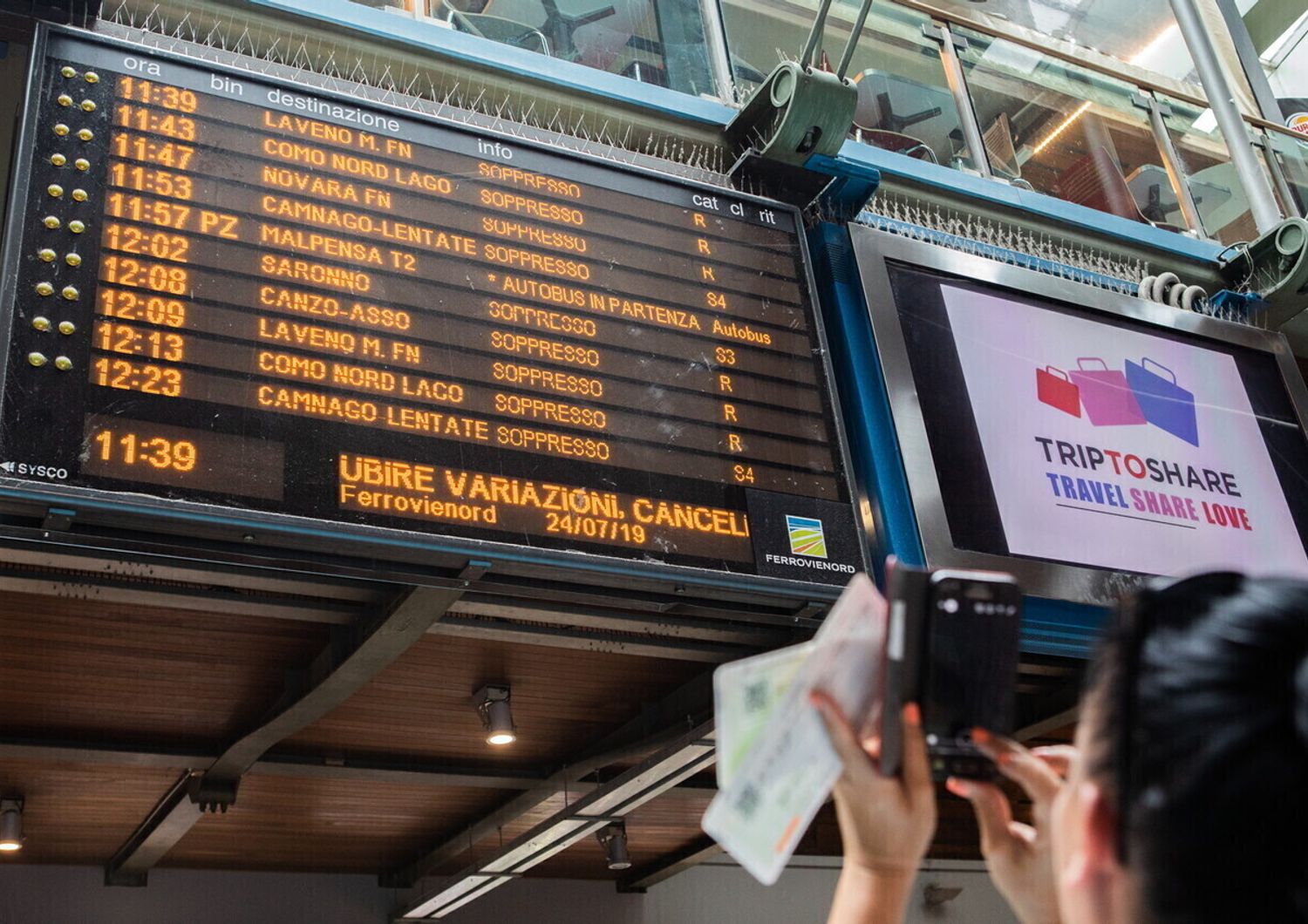 Stazione treni, disagi per i viaggiatori