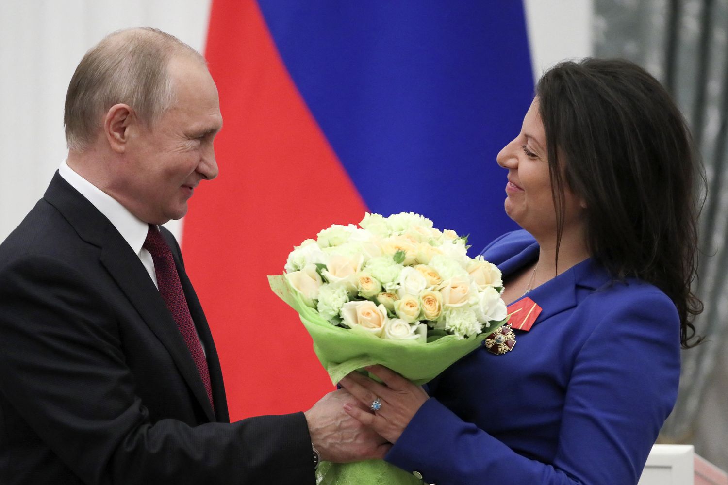 La direttrice di Russia Today Margarita Simonyan con Vladimir Putin