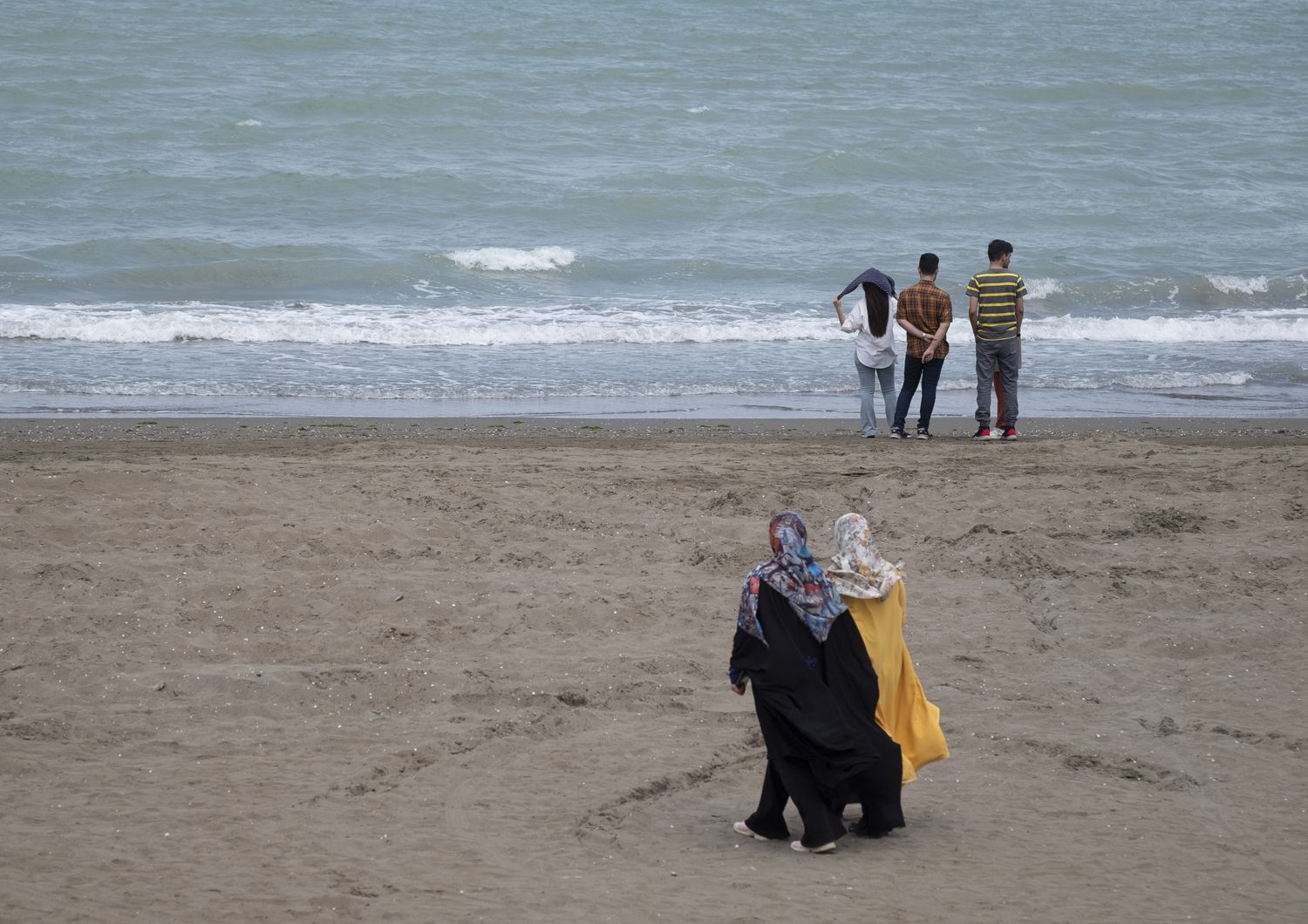 sindaca monfalcone no musulmani vestiti al mare