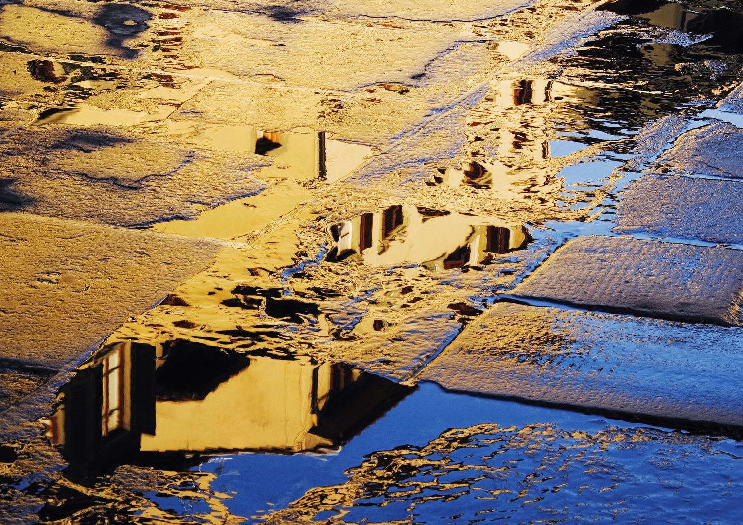meteo weekend temporali al nord temperature in calo
