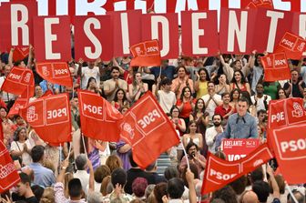 Il premier spagnolo uscente il socialista Pedro Sanchez