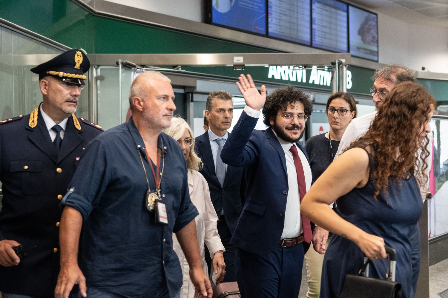 Patrik Zaki all'arrivo in Italia