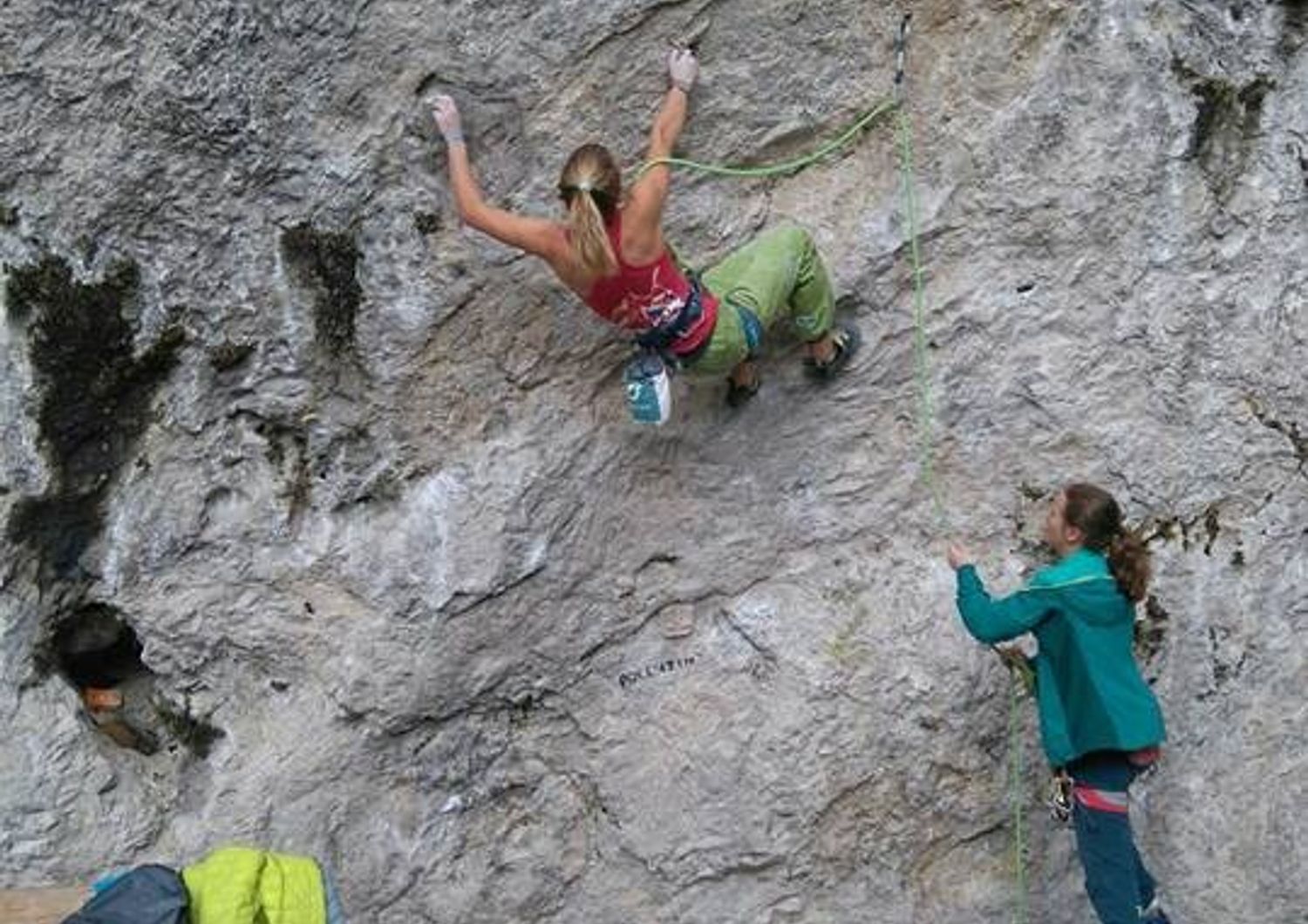 Tragedia sull'Himalaya, climber italiana precipita per 150 metri e muore
