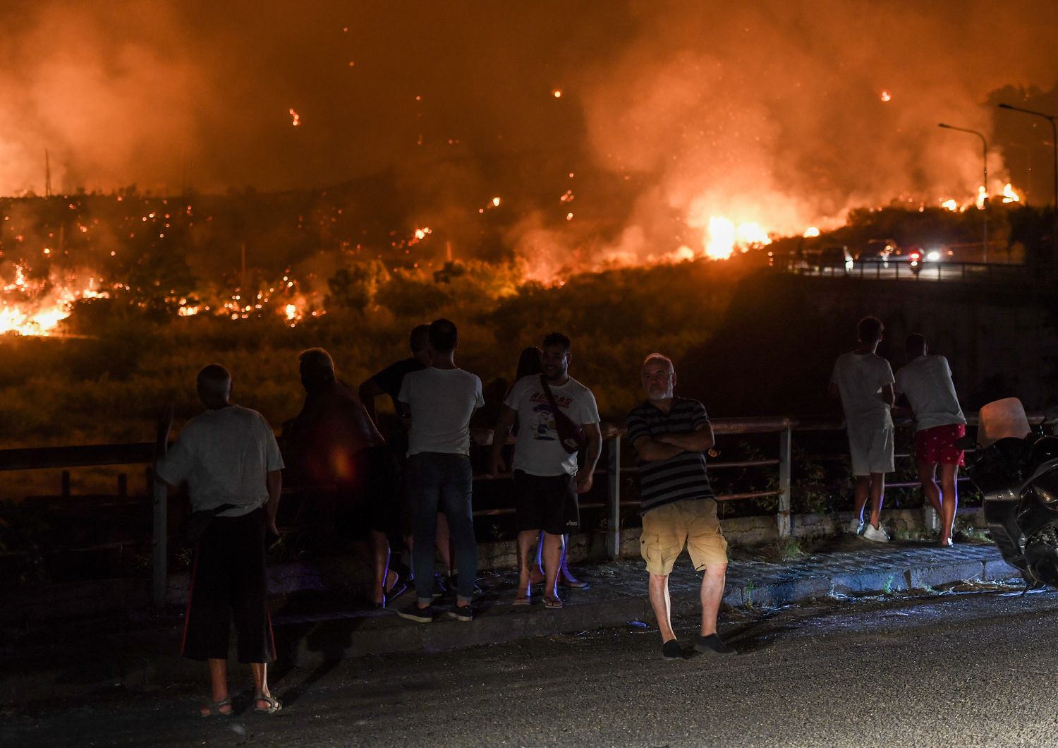caldo incendi sicilia devastata