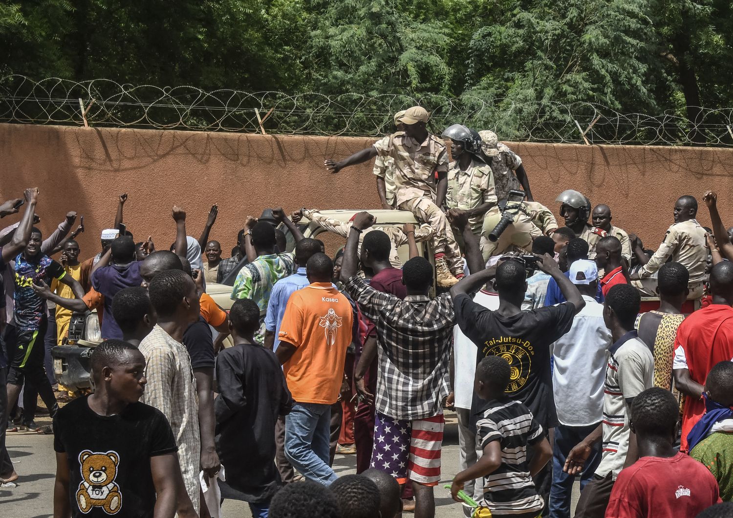 &nbsp;Assalto all'ambasciata francese in Niger