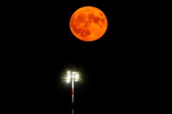 &nbsp;Superluna a Linate