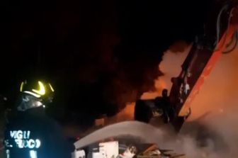 Incendio di rifiuti a Ponte Mammolo