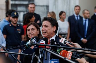 Dichiarazioni dopo il vertice sul salario minimo a palazzo Chigi. Nella foto Giuseppe Conte