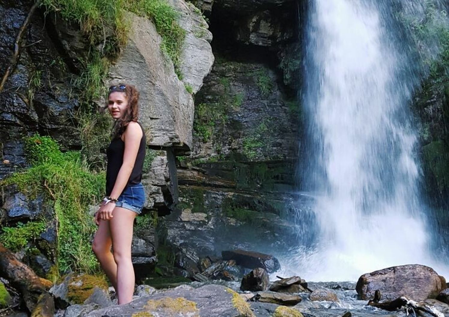 Celine, la giovane di 21 anni uccisa dall'ex nella val Venosta